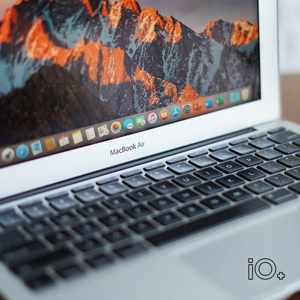 MacBook Air 11" 2015, Core i5, 4GB, 251GB Flash Storage