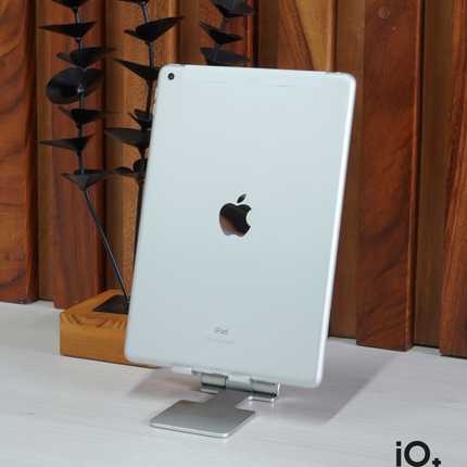 iPad de 8va Gen 10.2" 32GB Space Gray & Silver Wi-Fi + Celular