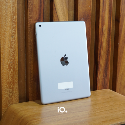 iPad 6ta Gen 9.7" 32GB Silver Wi-Fi