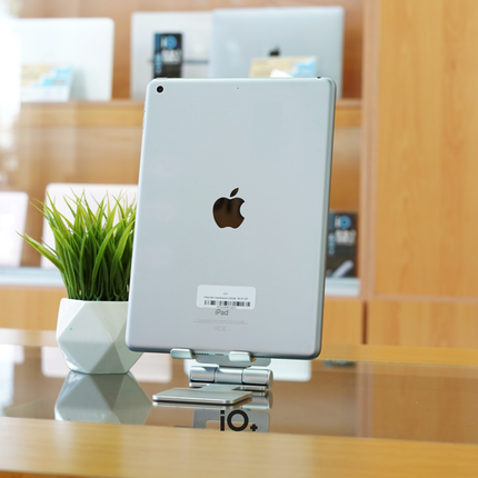 OFERTA 🔥 iPad 6ta Gen 9.7" 128GB Silver Wi-Fi + LTE