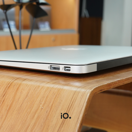 OFERTA 🔥 MacBook Air 11" 2014, Core i5, 4GB, 128GB Flash Storage