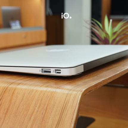 OFERTA 🔥 MacBook Air 11" 2015, Core i5, 4GB, 128GB Flash Storage