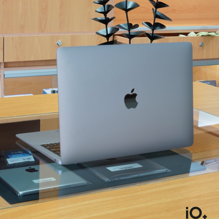 MacBook Air 13" 2018, Core i5, 8GB, 256GB SSD
