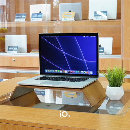 Macbook Pro 15" 2015, Core i7, 16GB, 256GB Flash Storage