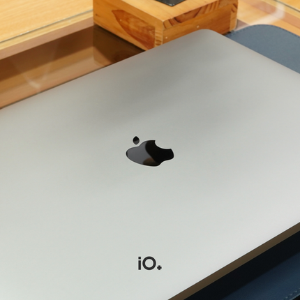 OFERTA 🔥 MacBook Pro 15" 2018 Touch Bar, core i7, 16GB, 256GB SSD