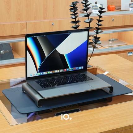 OFERTA 🔥 MacBook Pro 15" 2018 Touch Bar, core i7, 16GB, 256GB SSD