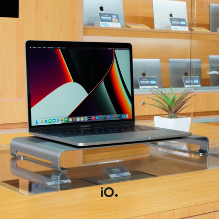 MacBook Pro 13" 2017 Touch Bar, Core i7, 16GB, 256SSD