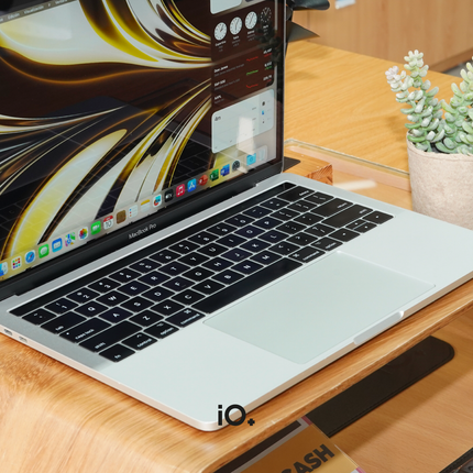 OFERTA 🔥 MacBook Pro 13" 2017 Touch Bar, Core i5, 16GB, 512GB SSD