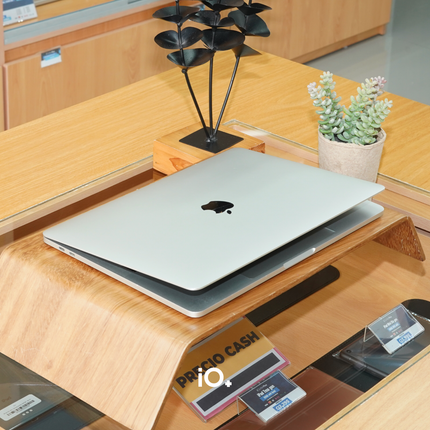 OFERTA 🔥 MacBook Pro 13" 2017 Touch Bar, Core i5, 16GB, 512GB SSD