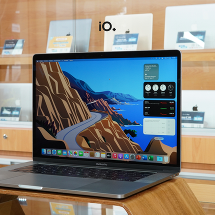 MacBook Pro 15" 2016 Touch Bar, Core i7, 16GB, 1TB SSD