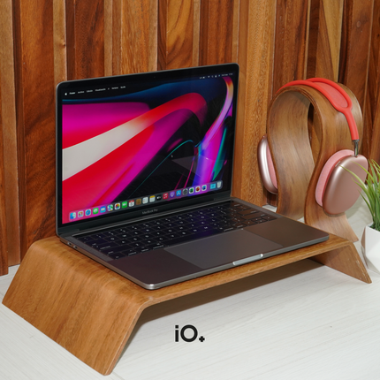 MacBook Pro 13" 2016 Touch Bar, Core i7, 16GB, 1TB SSD