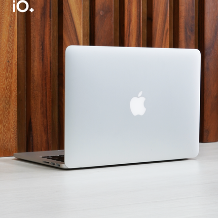 OFERTA 🔥 Macbook Pro 13" 2015, Core i5, 8GB, 128GB Flash Storage