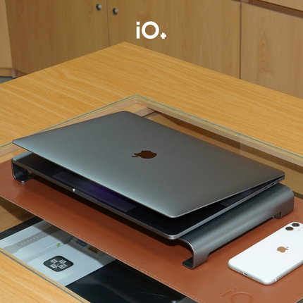 OFERTA 🔥 Macbook Pro 15" 2017 Touch Bar, Core i7, 16GB, 256GB SSD