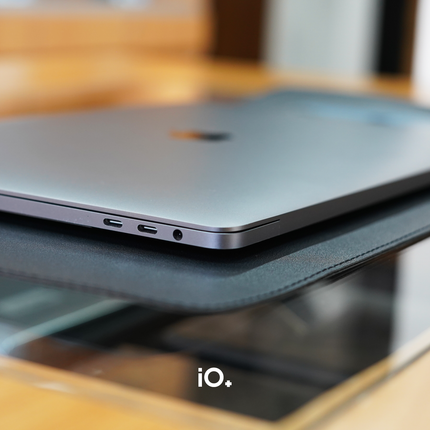 OFERTA 🚀 MacBook Pro 15" 2018 Touch Bar, Core i7, 16GB, 512GB SSD
