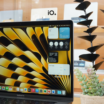 MacBook Pro 15" 2018 Touch Bar, core i9, 32GB, 1TB SSD