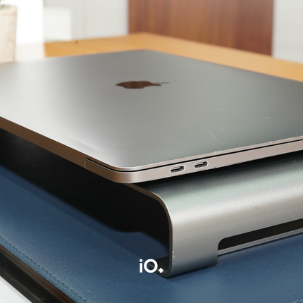 MacBook Pro 15" 2018 Touch Bar, core i9, 32GB, 1TB SSD