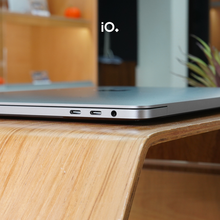 LIKE NEW 💎 MacBook Pro 13" 2018 Touch Bar, Core i5, 8GB, 512GB SSD