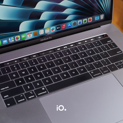 OFERTA 🚀 MacBook Pro 15" 2018 Touch Bar, Core i7, 16GB, 512GB SSD