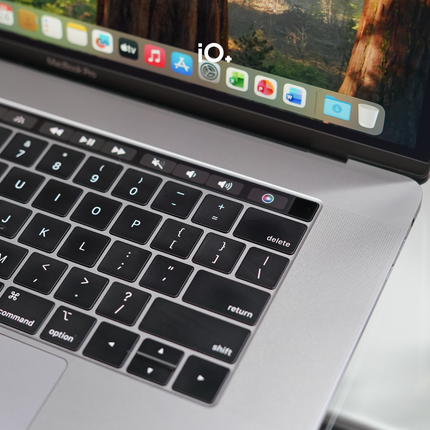 OFERTA 🚀 MacBook Pro 15" 2018 Touch Bar, Core i7, 32GB, 256GB SSD