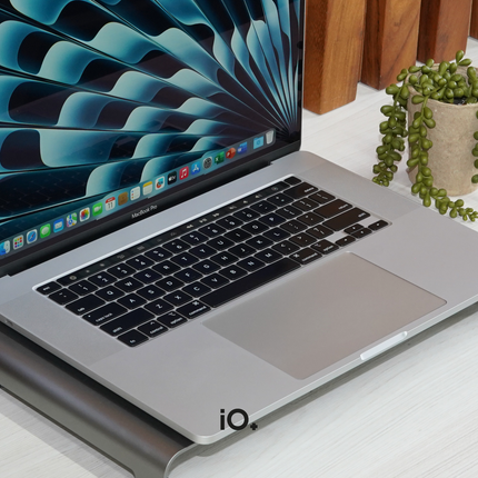 MacBook Pro 16" 2019 Touch Bar, core i9, 64GB, 1TB SSD