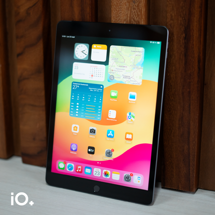 iPad de 8va Gen 10.2" 32GB Space Gray Wi-Fi + Celular